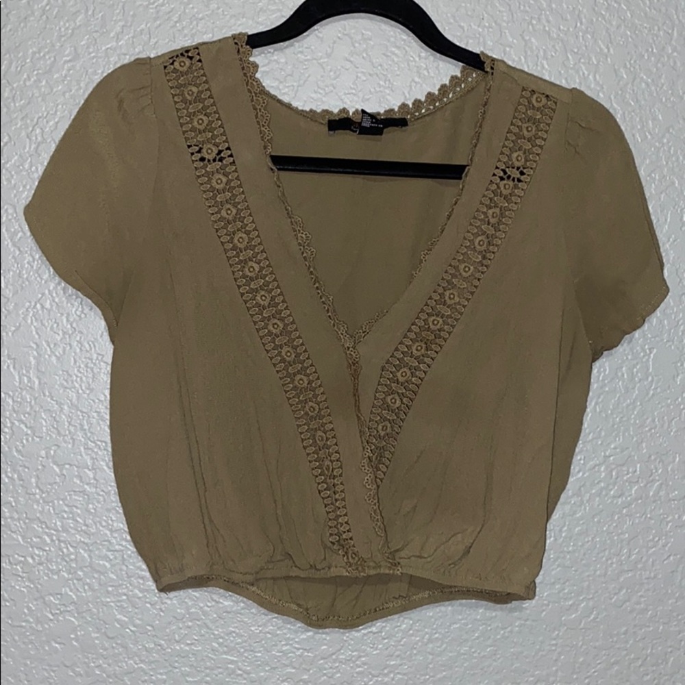 Green crop top